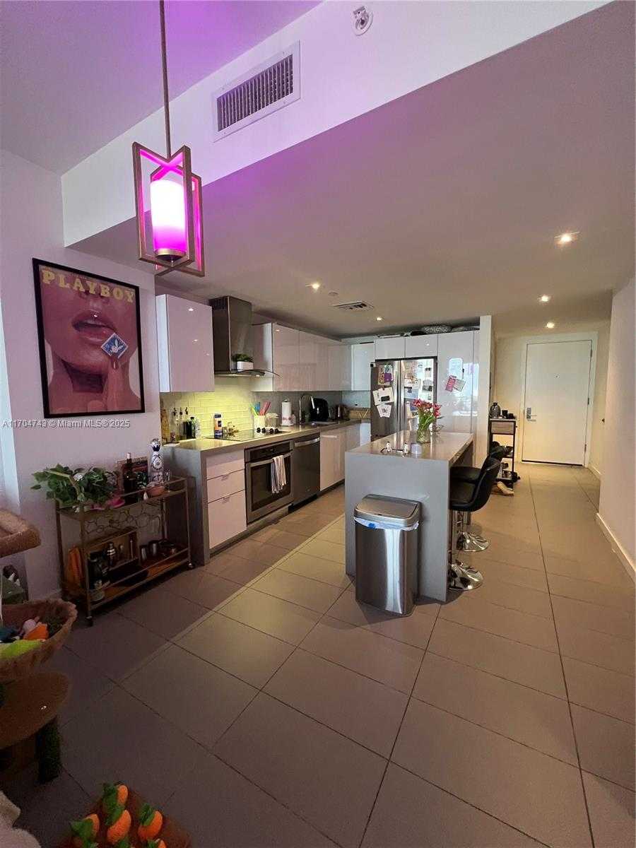 Small Image of 1600 NORTH EAST 1ST AVE #1111, Miami Number 14