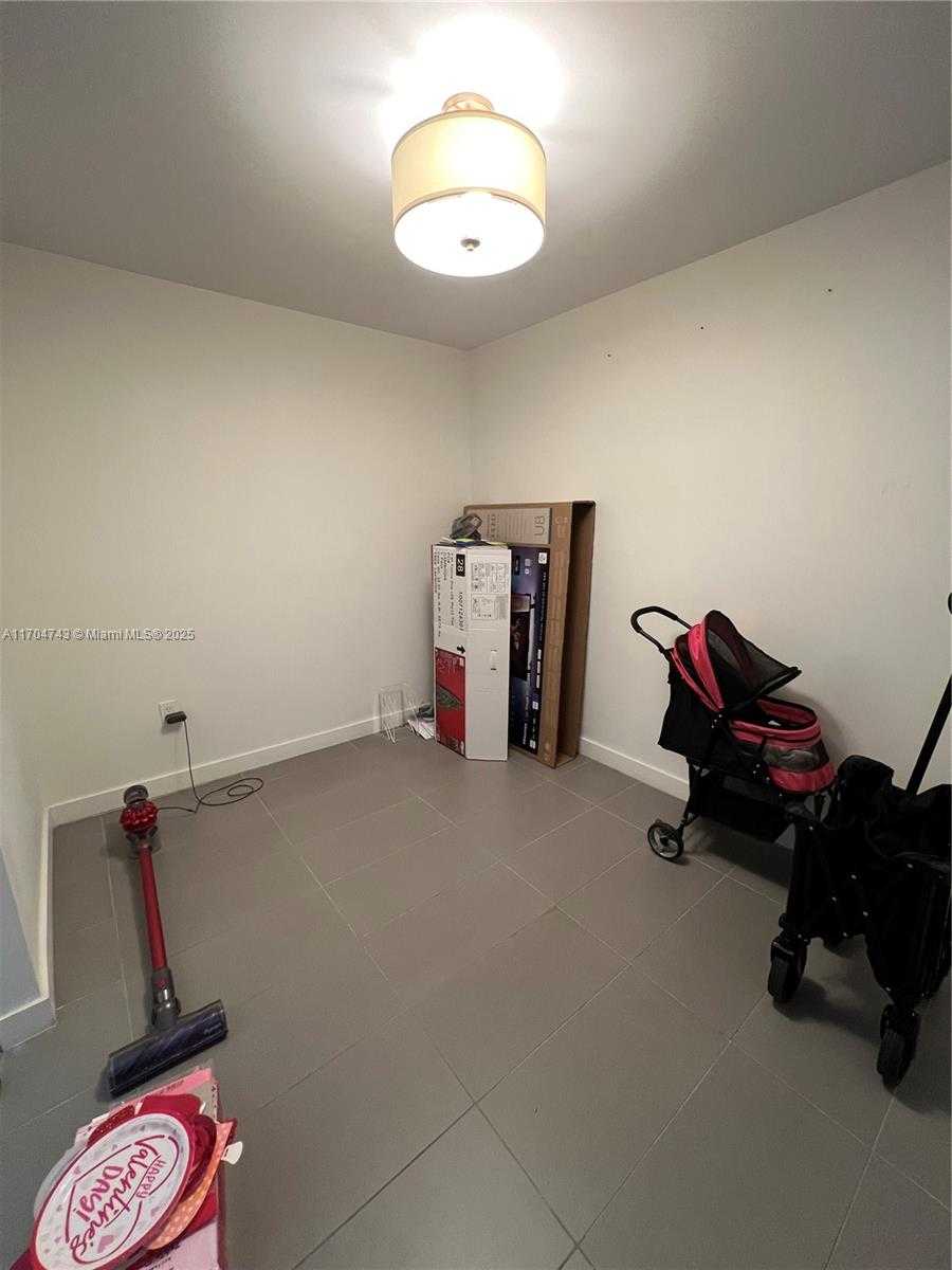Small Image of 1600 NORTH EAST 1ST AVE #1111, Miami Number 17