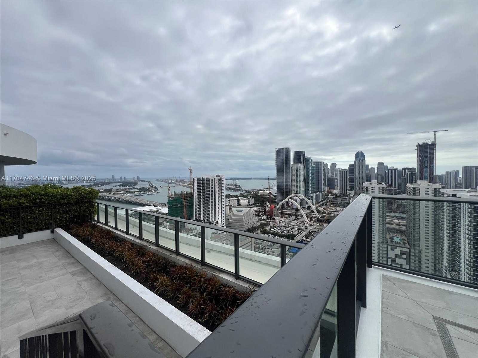 Small Image of 1600 NORTH EAST 1ST AVE #1111, Miami Number 27