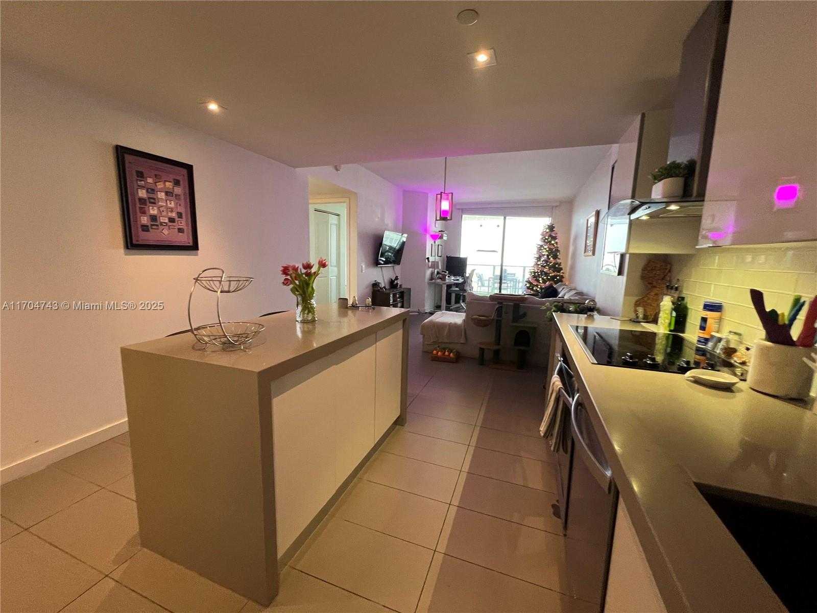 Small Image of 1600 NORTH EAST 1ST AVE #1111, Miami Number 4