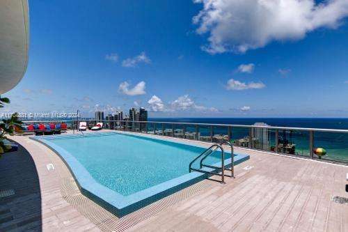 Small Image of 2602 EAST HALLANDALE BEACH BLVD #R1105, Hallandale Beach Number 16