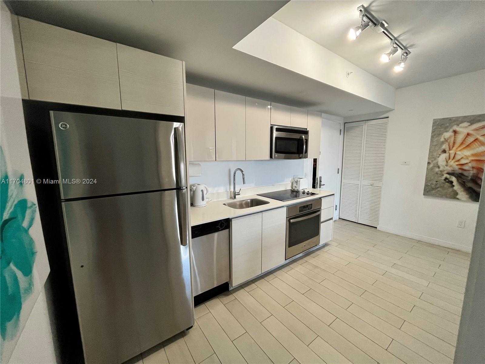 Small Image of 2602 EAST HALLANDALE BEACH BLVD #R1105, Hallandale Beach Number 2