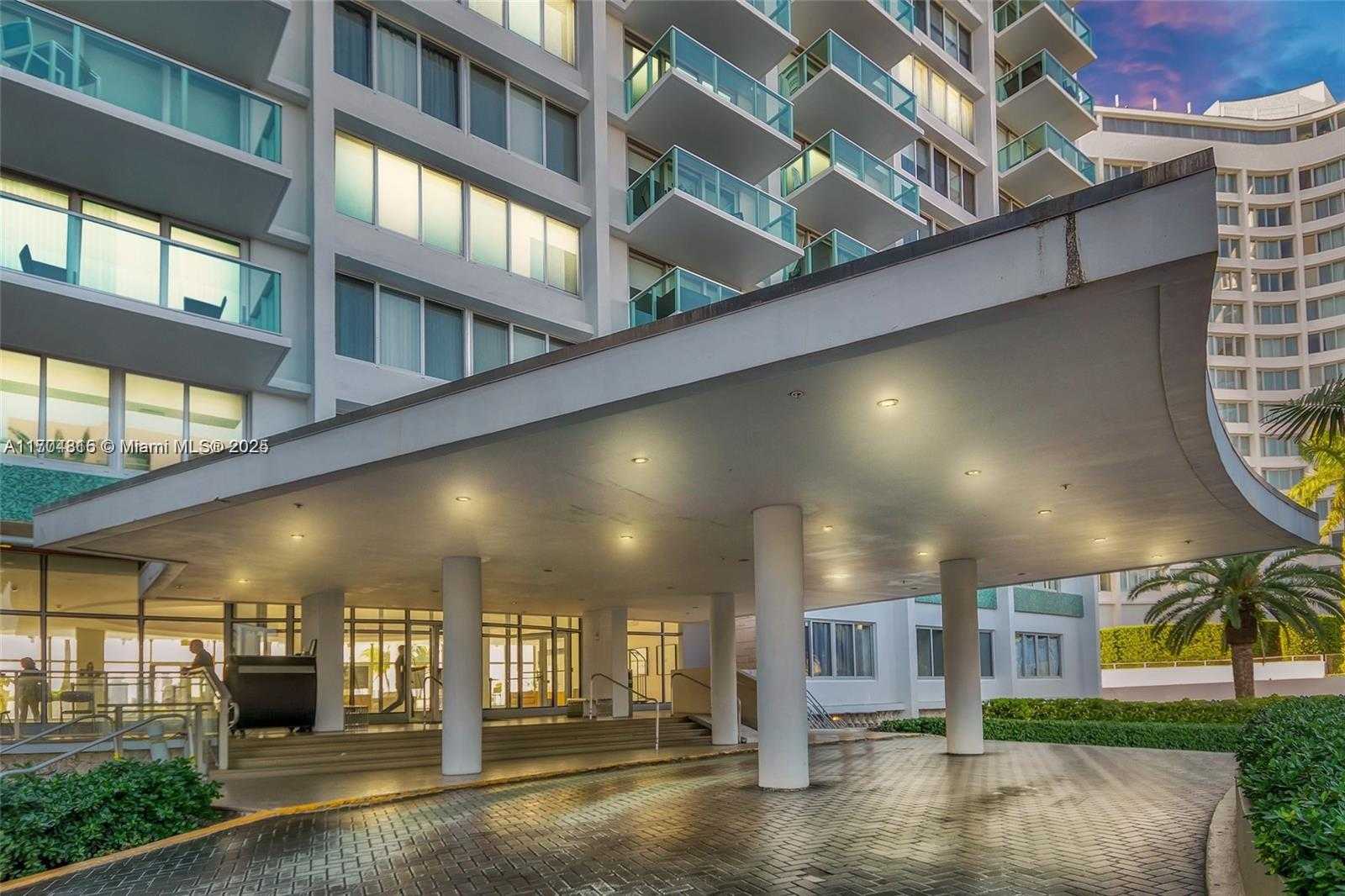 Small Image of 1000 WEST AVE #1105, Miami Beach Number 3