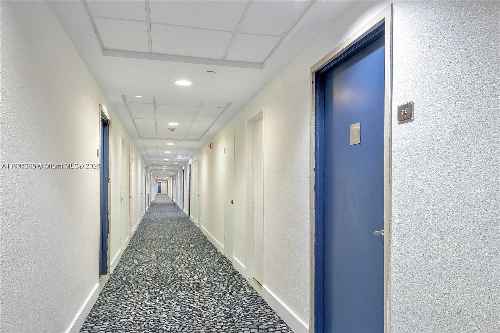 Small Image of 1000 WEST AVE #1105, Miami Beach Number 32