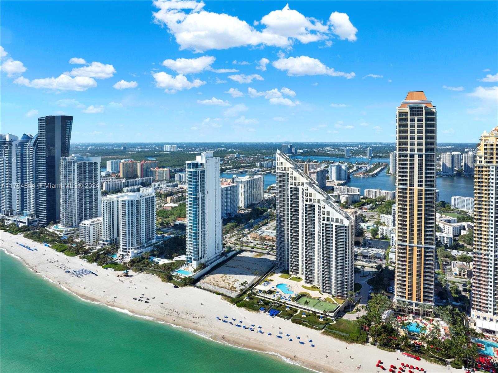 Small Image of 230 174TH ST #MO5, Sunny Isles Beach Number 6