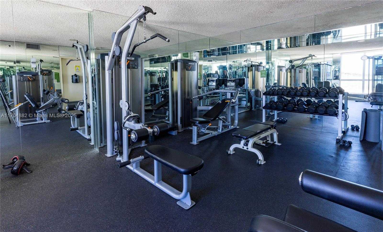 Small Image of 6767 COLLINS AVE #1409, Miami Beach Number 20