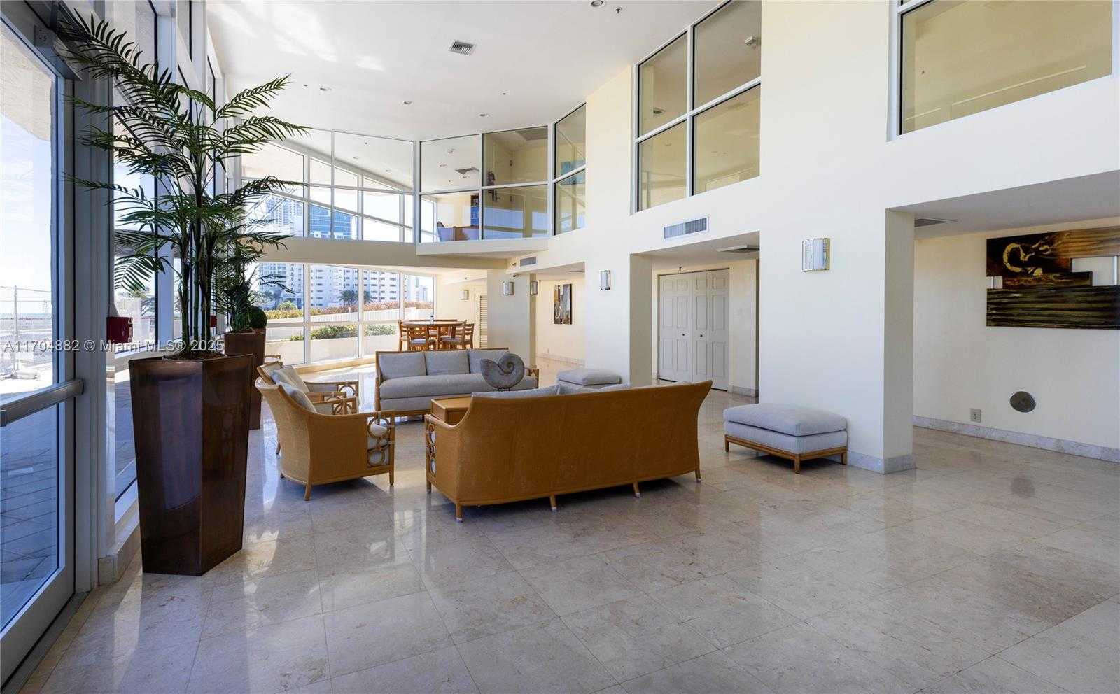Small Image of 6767 COLLINS AVE #1409, Miami Beach Number 22