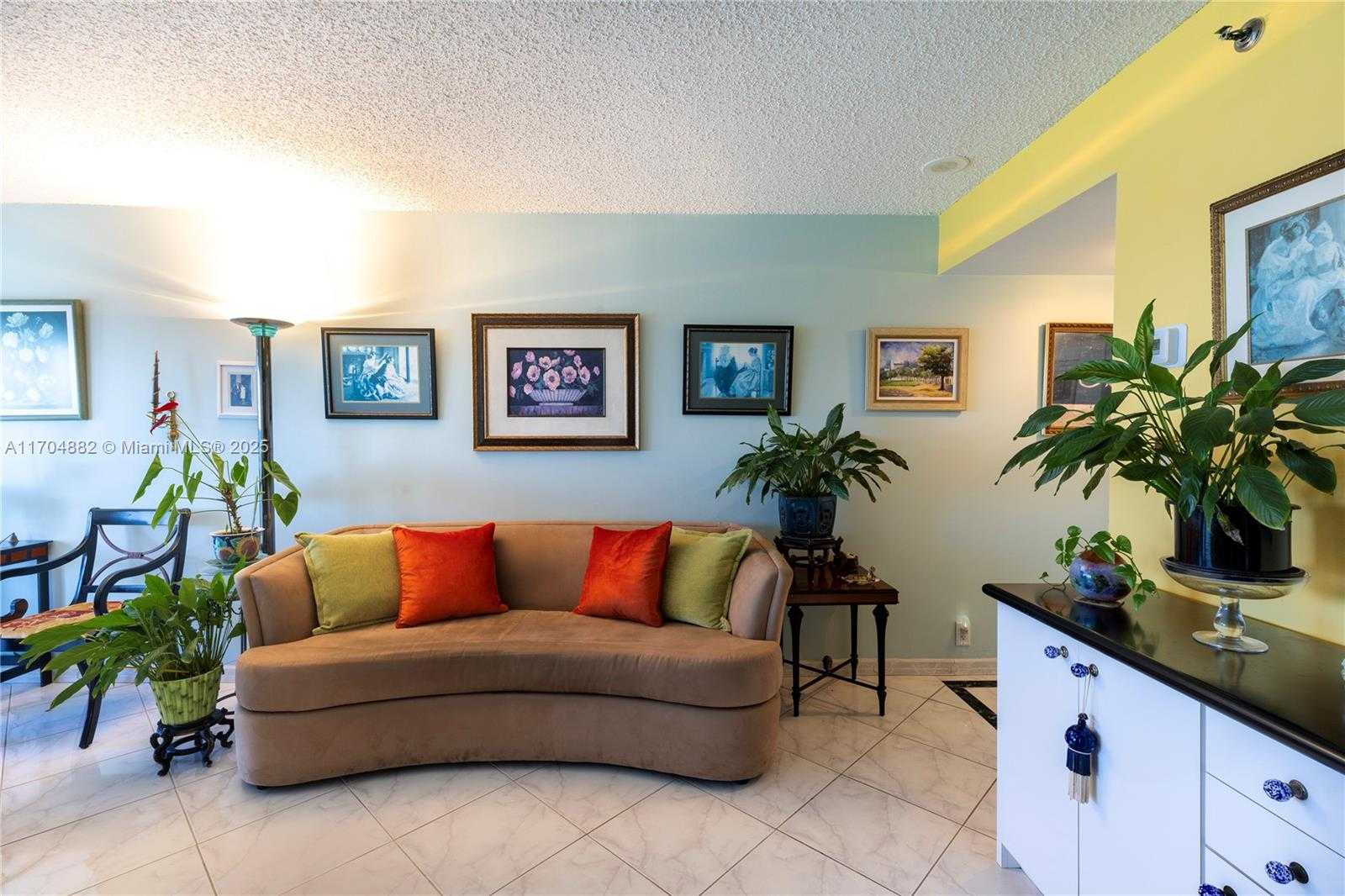 Small Image of 6767 COLLINS AVE #1409, Miami Beach Number 7