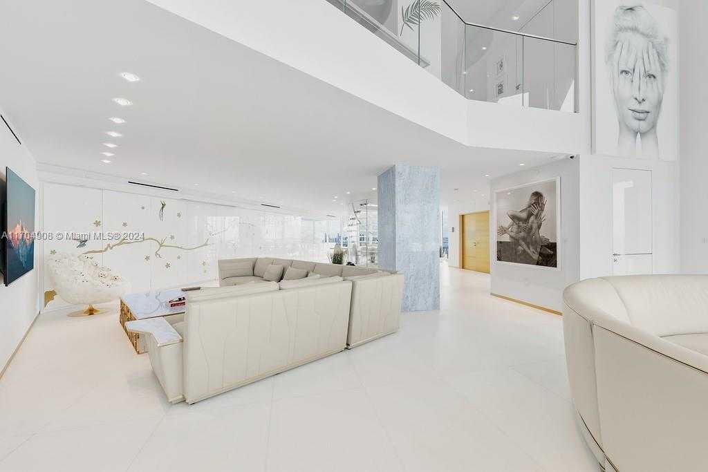 Small Image of 300 SOUTH POINTE DR #PH-5, Miami Beach Number 6