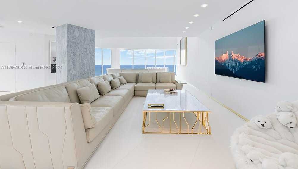 Small Image of 300 SOUTH POINTE DR #PH-5, Miami Beach Number 8