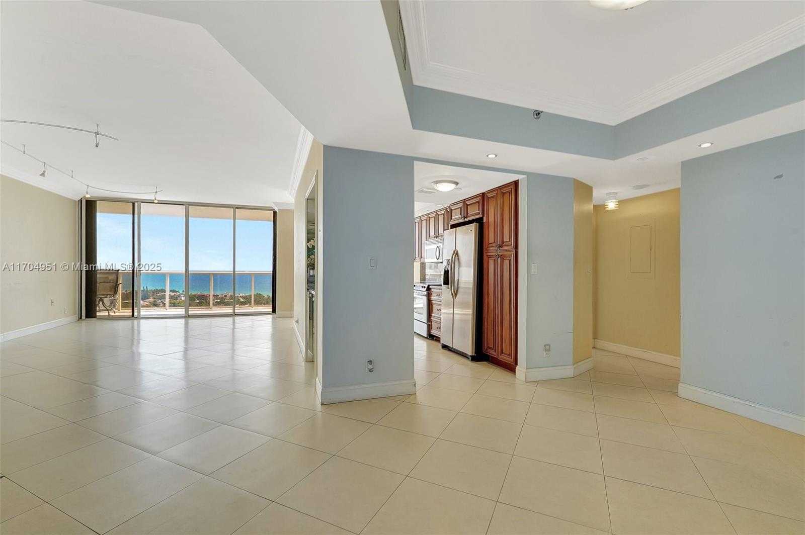 Small Image of 20281 EAST COUNTRY CLUB DR #2104, Aventura Number 16