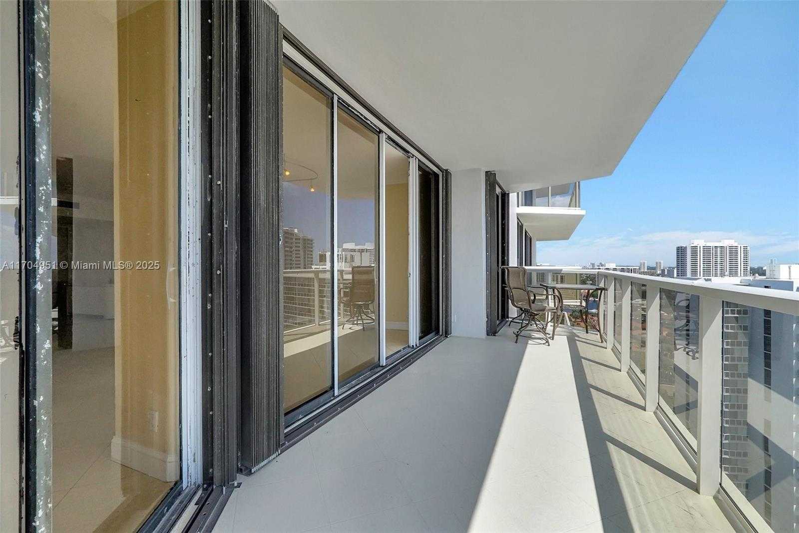 Small Image of 20281 EAST COUNTRY CLUB DR #2104, Aventura Number 18