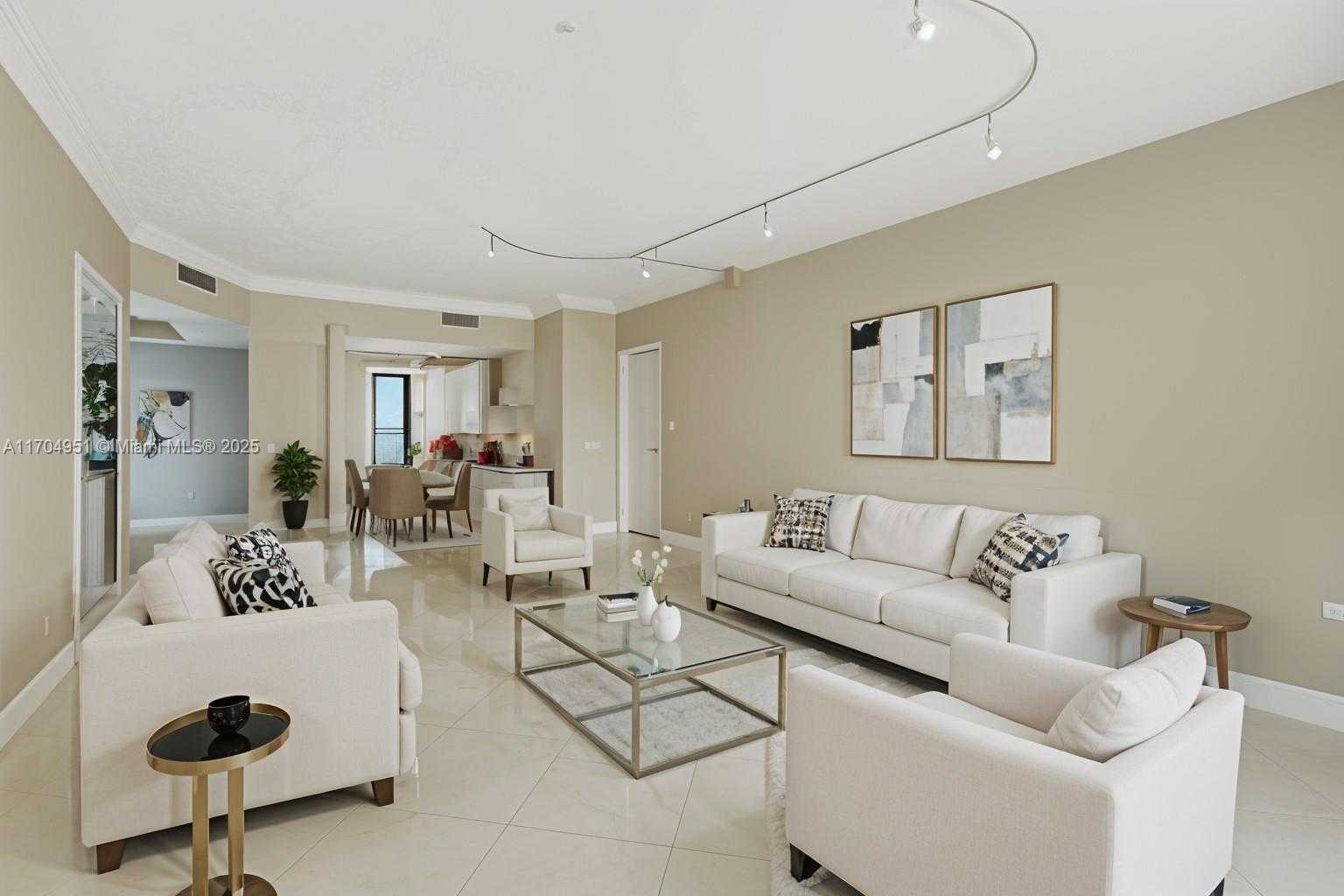 Small Image of 20281 EAST COUNTRY CLUB DR #2104, Aventura Number 2