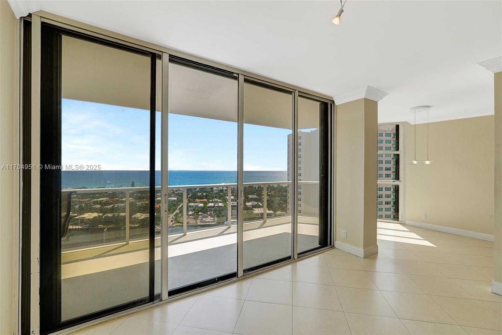 Small Image of 20281 EAST COUNTRY CLUB DR #2104, Aventura Number 3