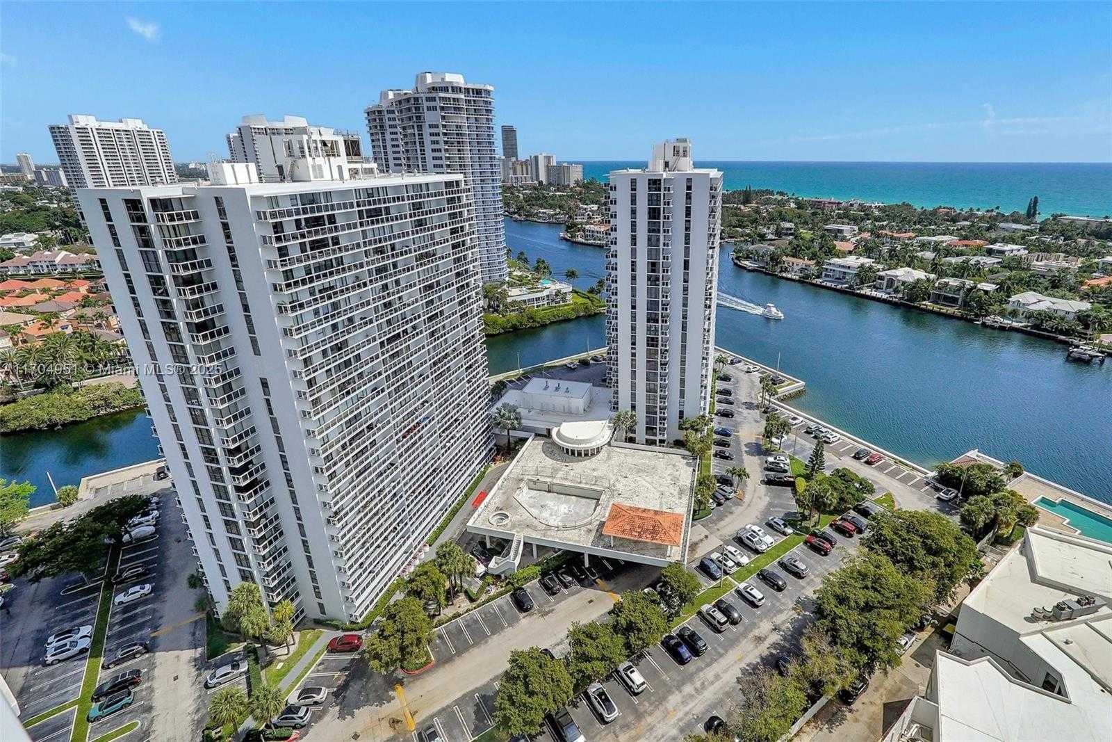 Small Image of 20281 EAST COUNTRY CLUB DR #2104, Aventura Number 45