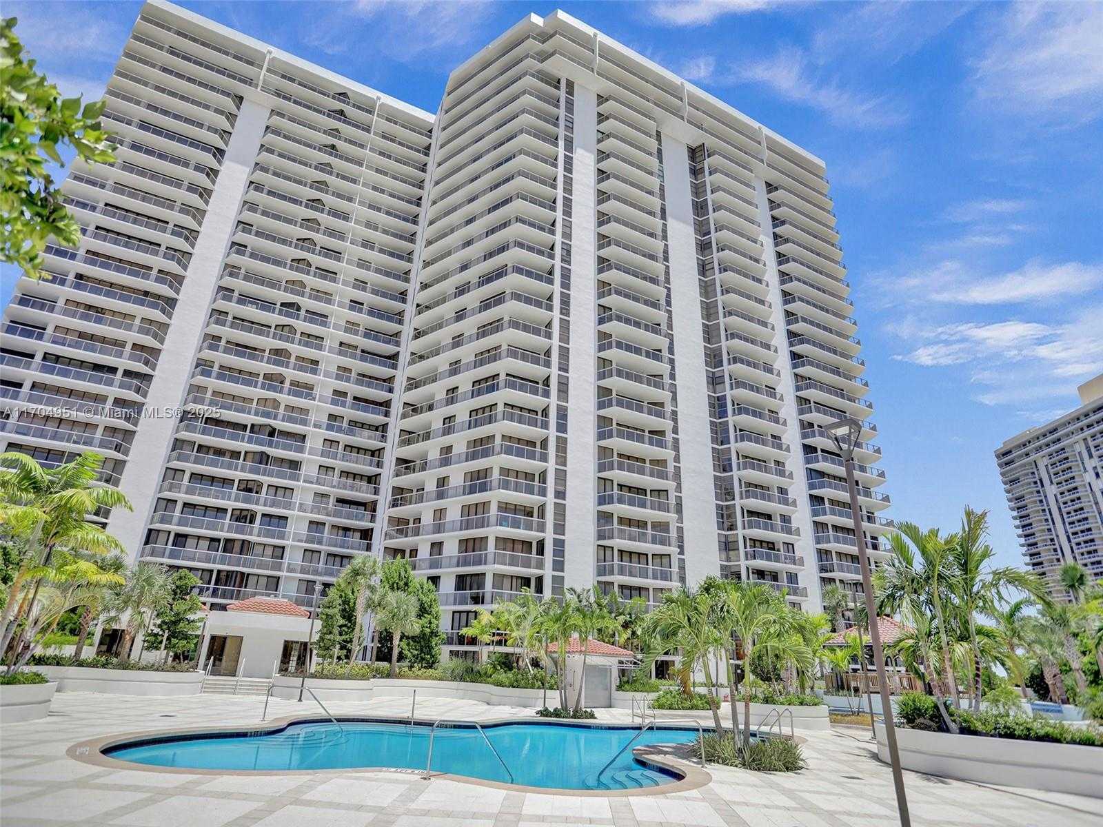 Small Image of 20281 EAST COUNTRY CLUB DR #2104, Aventura Number 51
