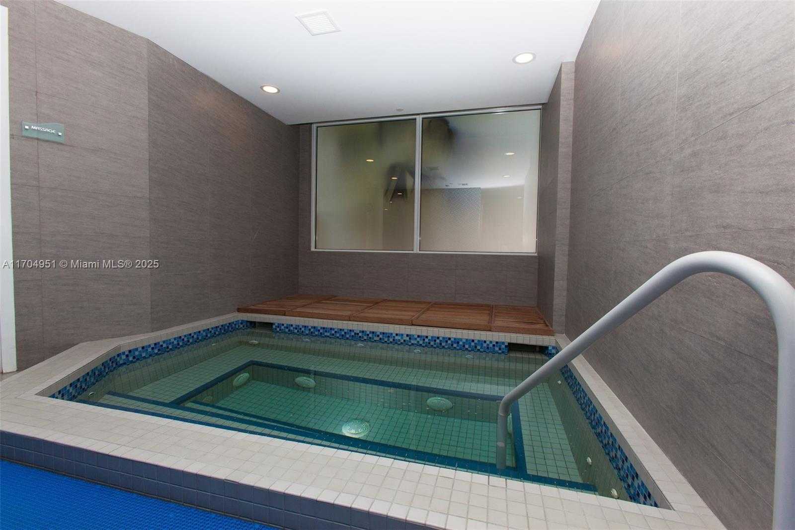 Small Image of 20281 EAST COUNTRY CLUB DR #2104, Aventura Number 68