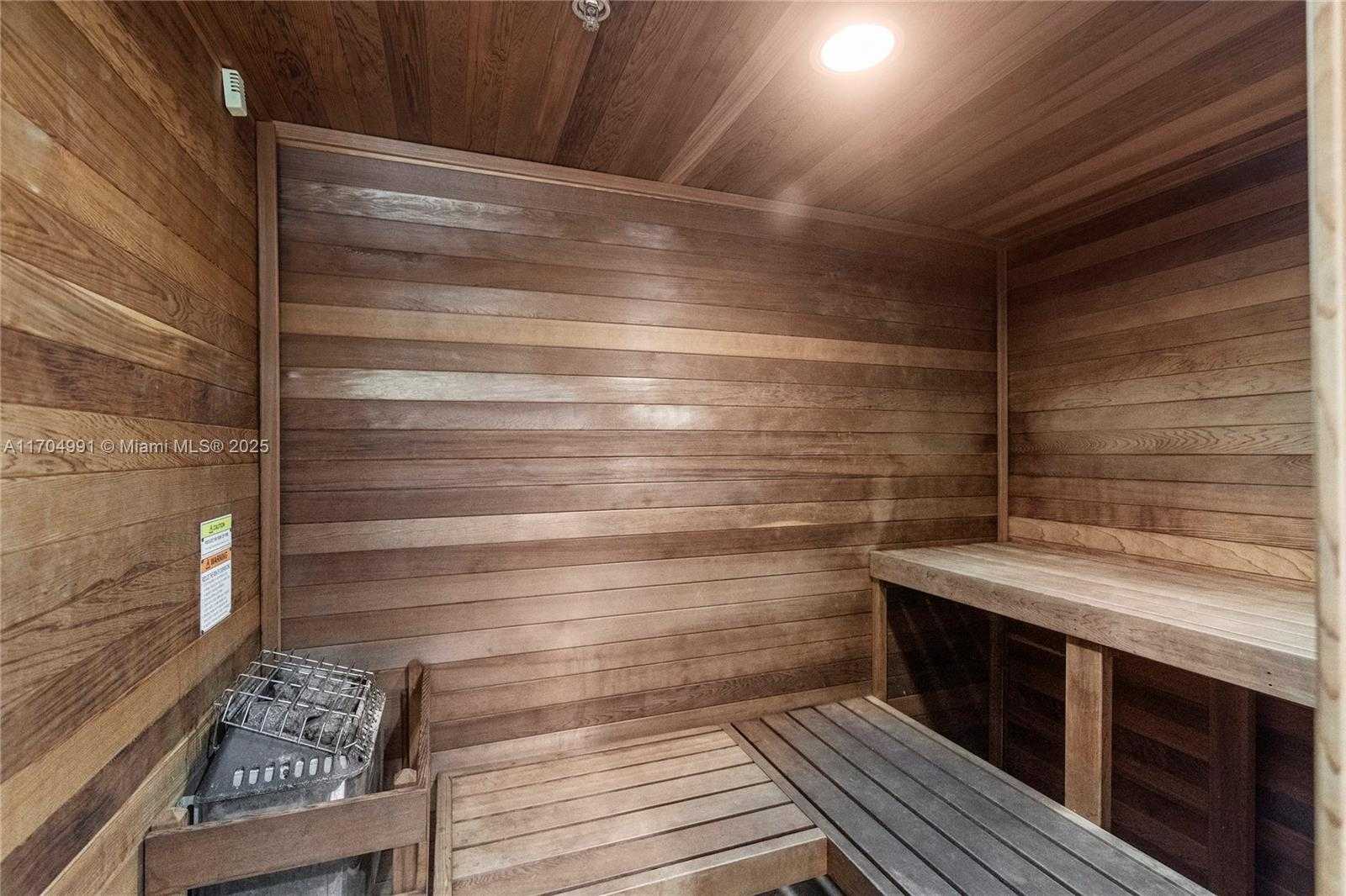 Small Image of 6580 INDIAN CREEK DR #406, Miami Beach Number 37