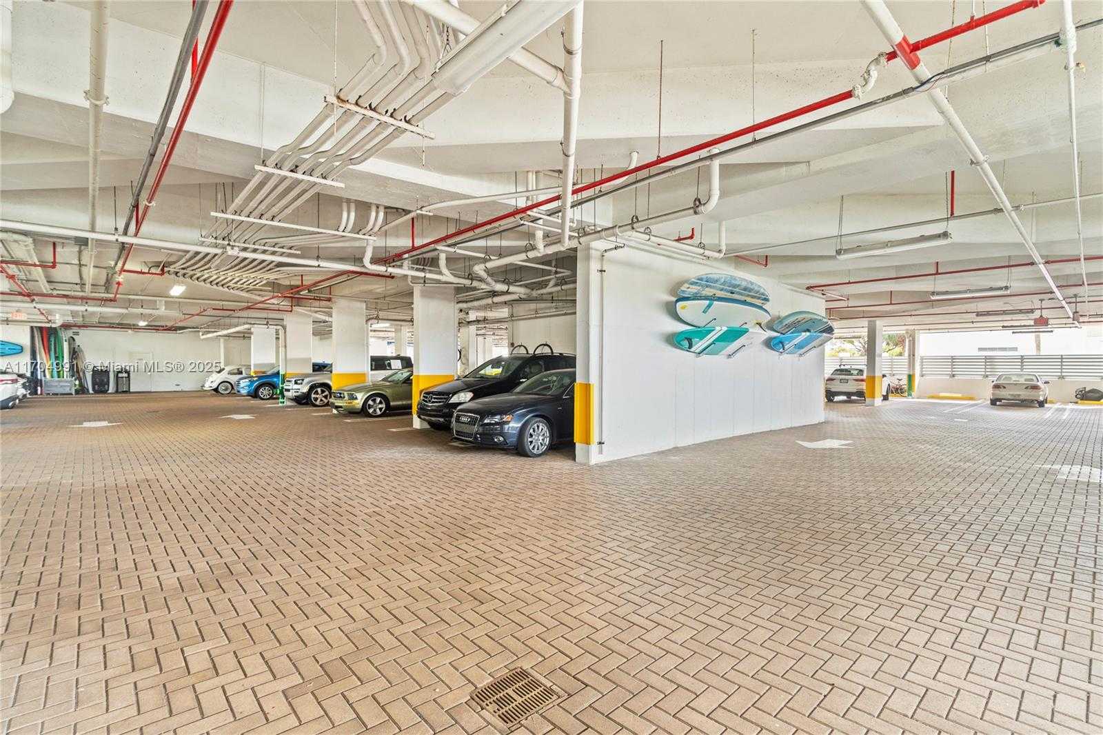 Small Image of 6580 INDIAN CREEK DR #406, Miami Beach Number 42
