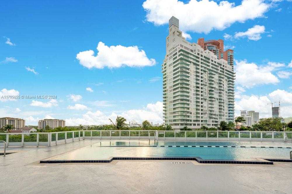 Small Image of 100 SOUTH POINTE DR #3601, Miami Beach Number 54