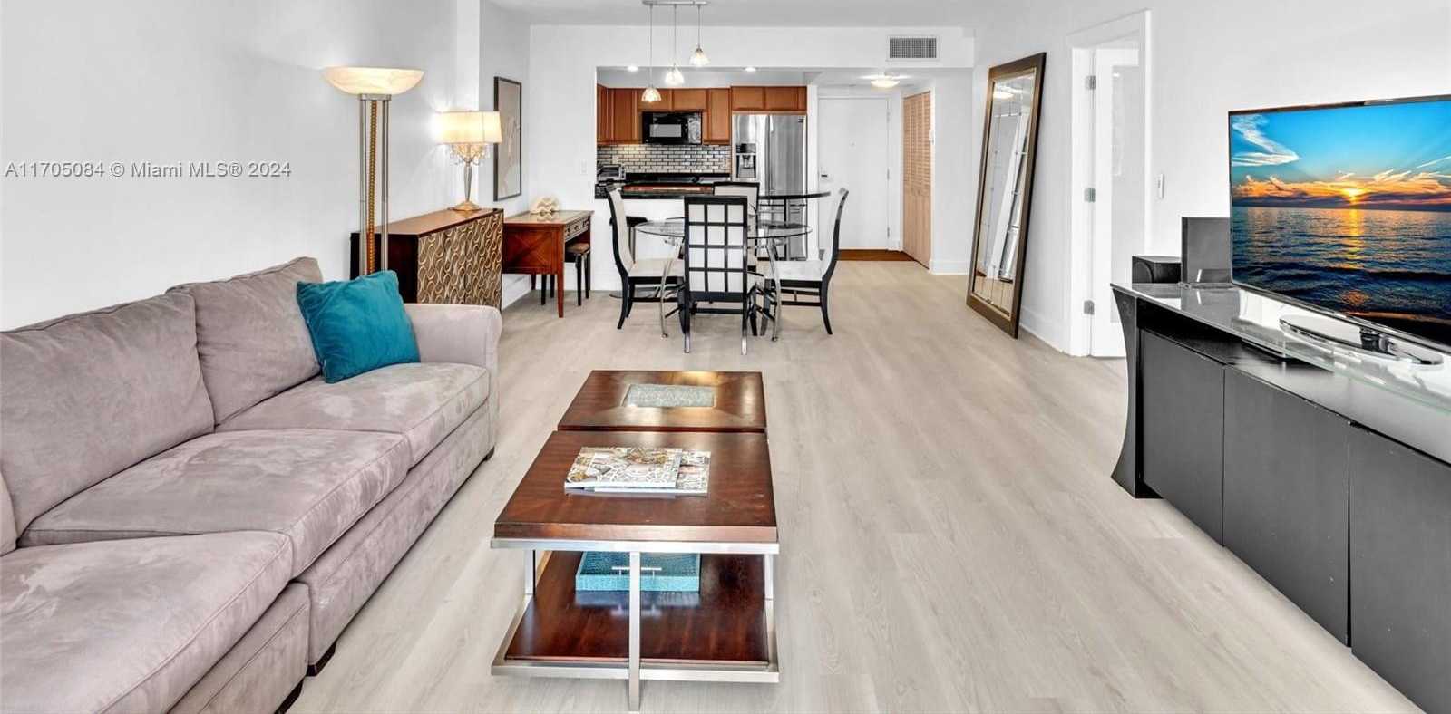 Small Image of 2301 COLLINS AVE #1202, Miami Beach Number 15