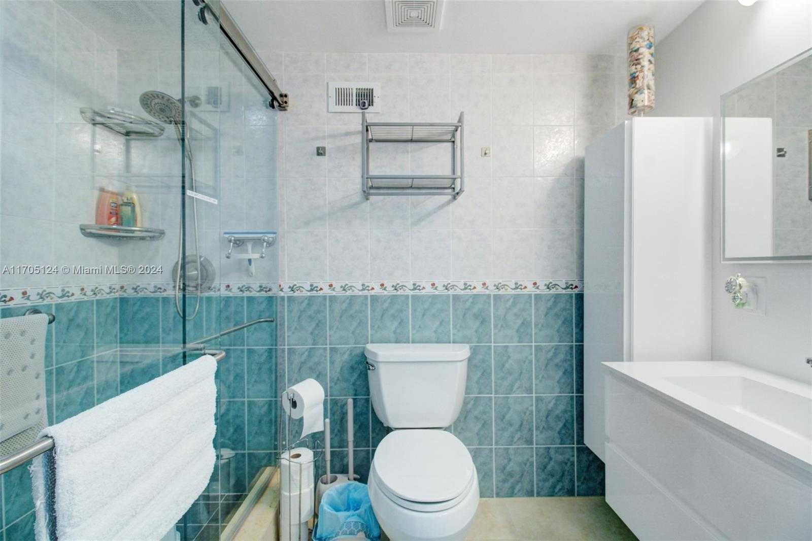 Small Image of 3725 SOUTH OCEAN DR #1416, Hollywood Number 12