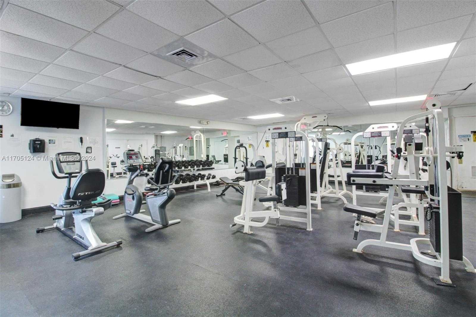Small Image of 3725 SOUTH OCEAN DR #1416, Hollywood Number 16