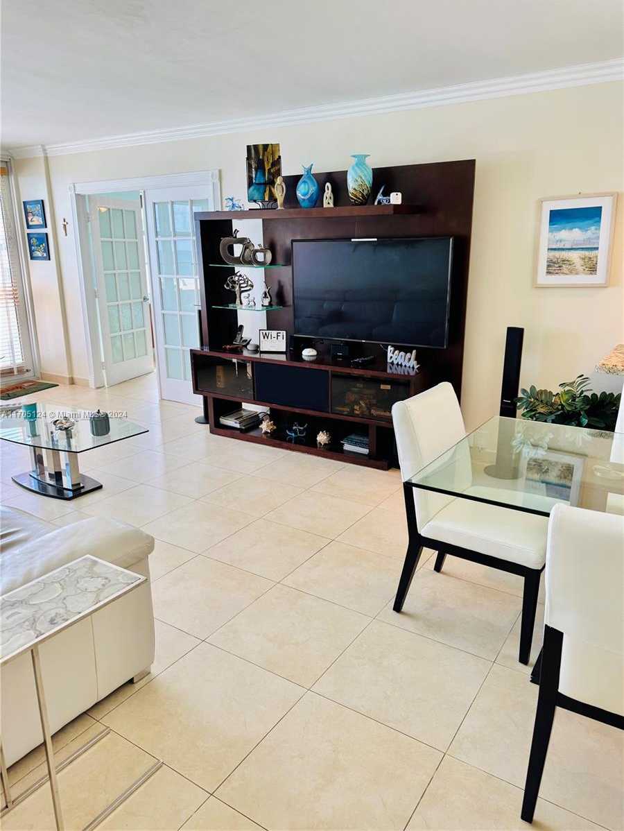 Small Image of 3725 SOUTH OCEAN DR #1416, Hollywood Number 7