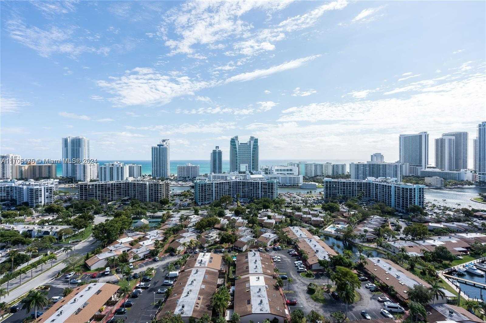 Small Image of 2500 PARKVIEW DR #2503, Hallandale Beach Number 5