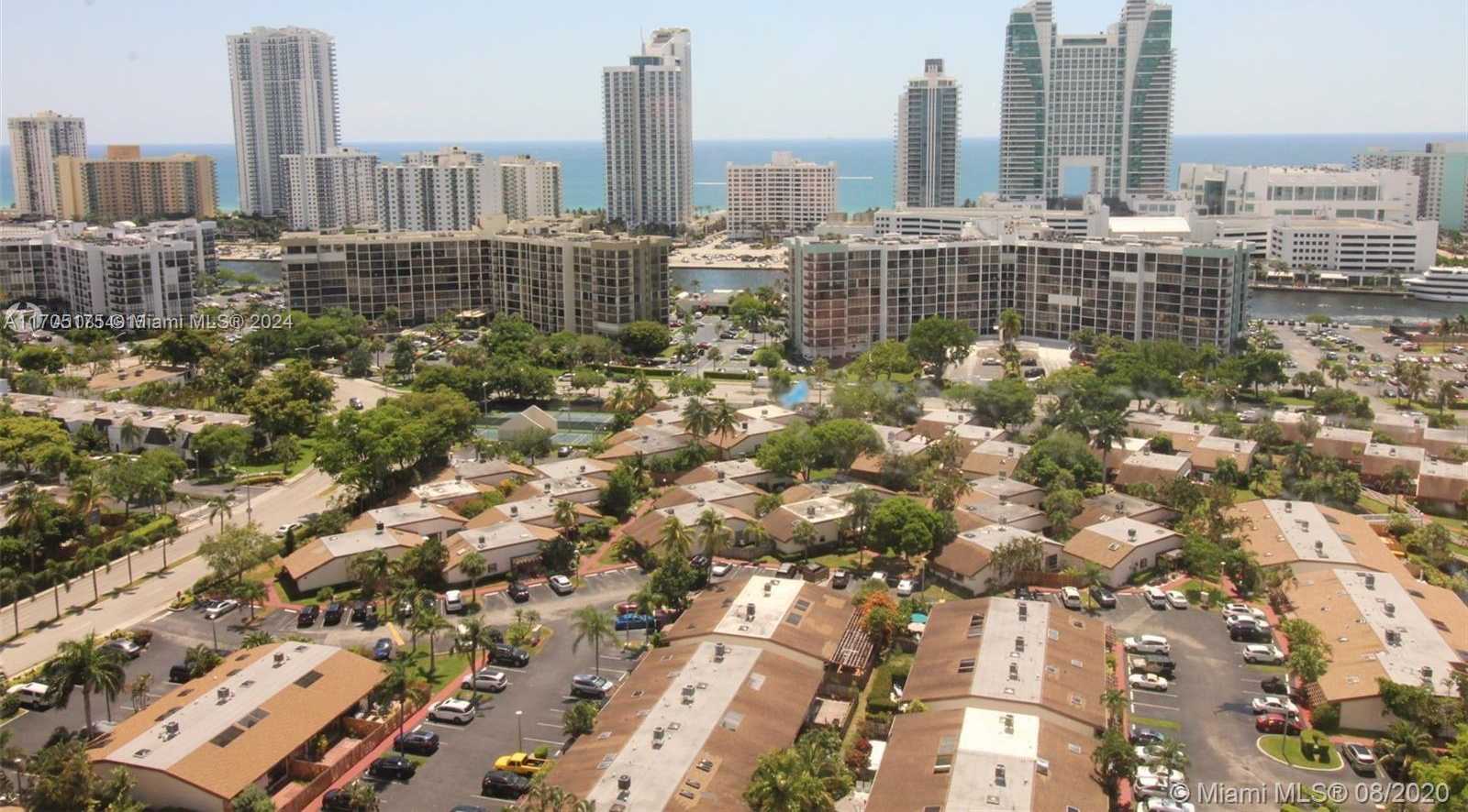 Small Image of 2500 PARKVIEW DR #2503, Hallandale Beach Number 52