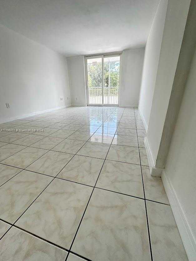 Small Image of 16950 WEST DIXIE HWY A128 HWY #A128, North Miami Beach Number 14