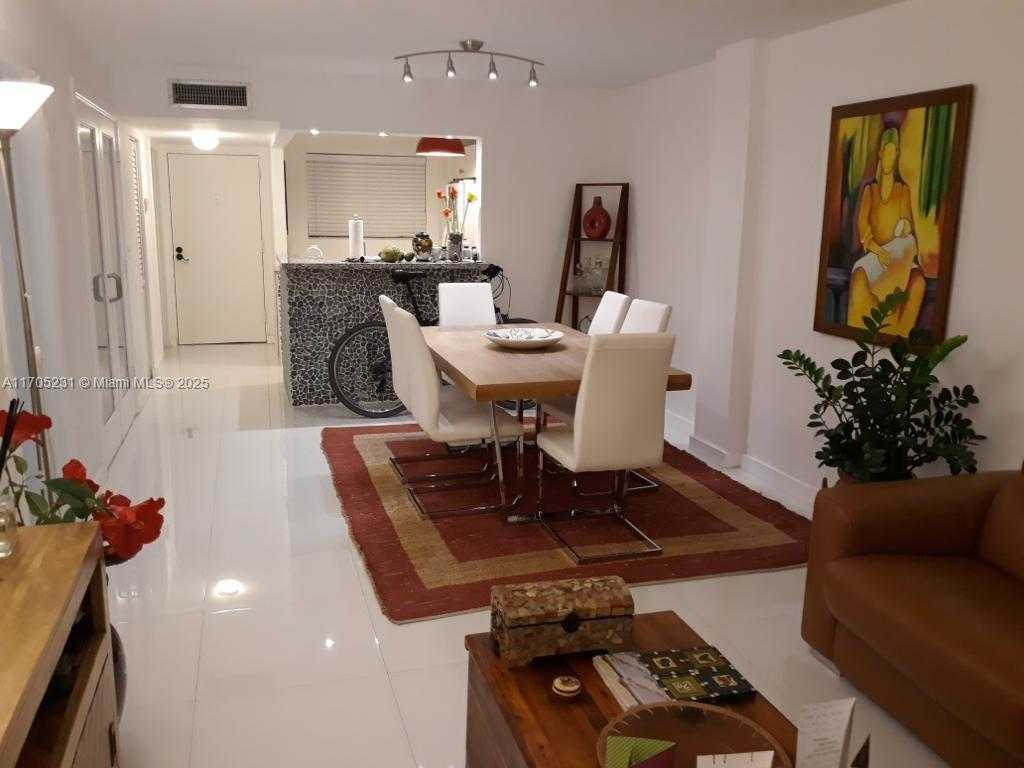 Small Image of 8100 BYRON AVE #504, Miami Beach Number 18