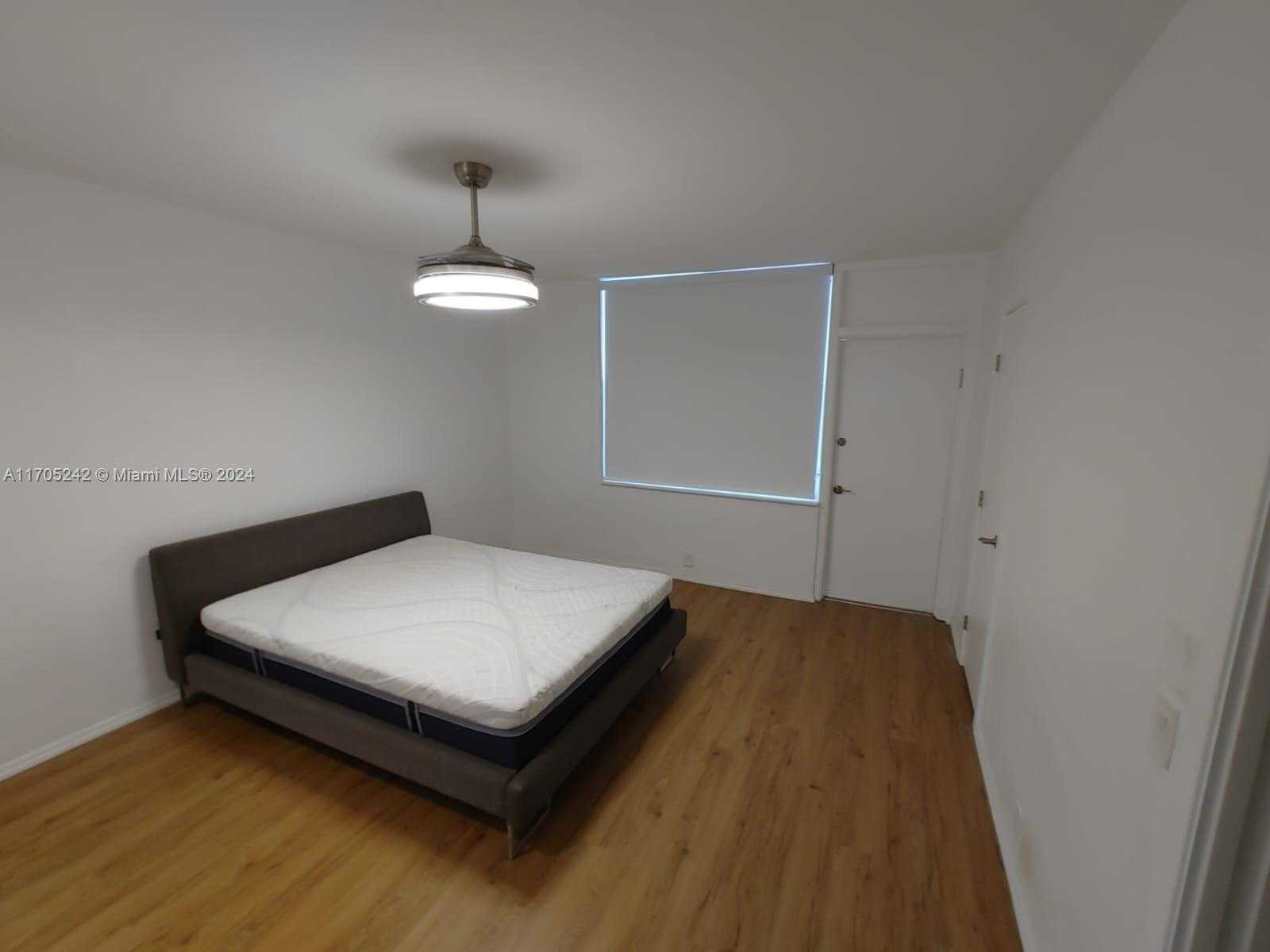Small Image of 10210 COLLINS AVE #306, Bal Harbour Number 12