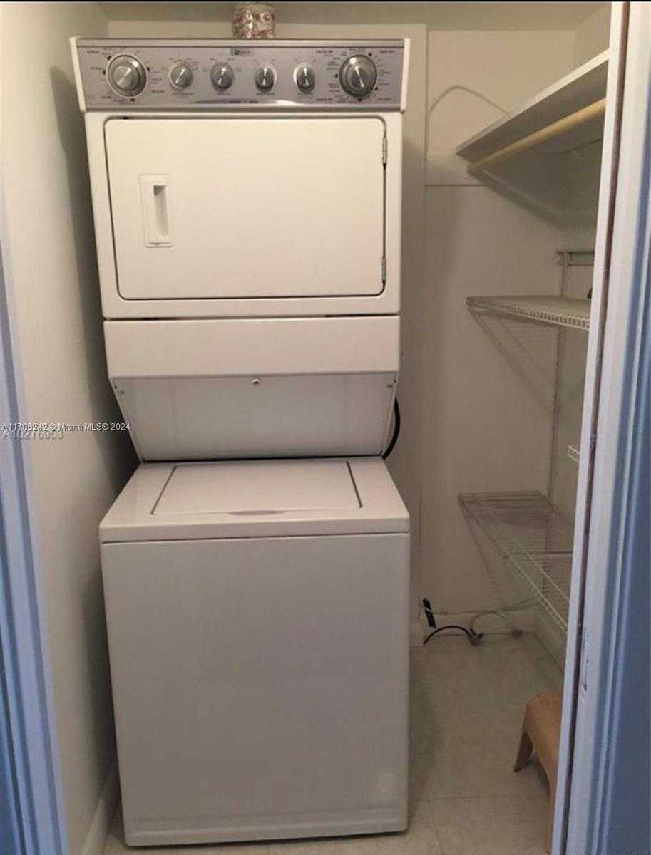 Small Image of 10210 COLLINS AVE #306, Bal Harbour Number 17