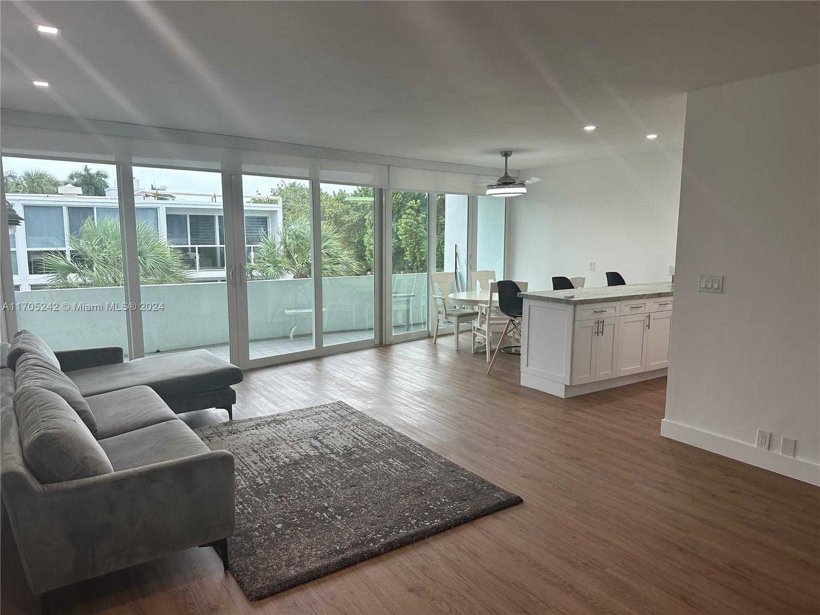Small Image of 10210 COLLINS AVE #306, Bal Harbour Number 5
