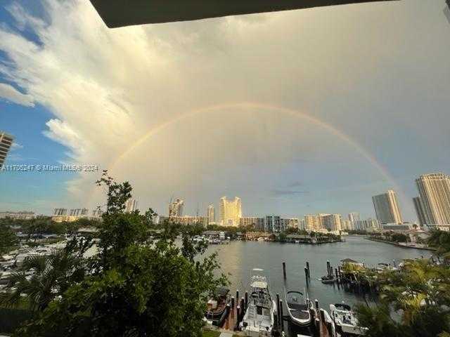 Small Image of 2500 Parkview Dr, Hallandale Beach, FL 33009, USA Number 50