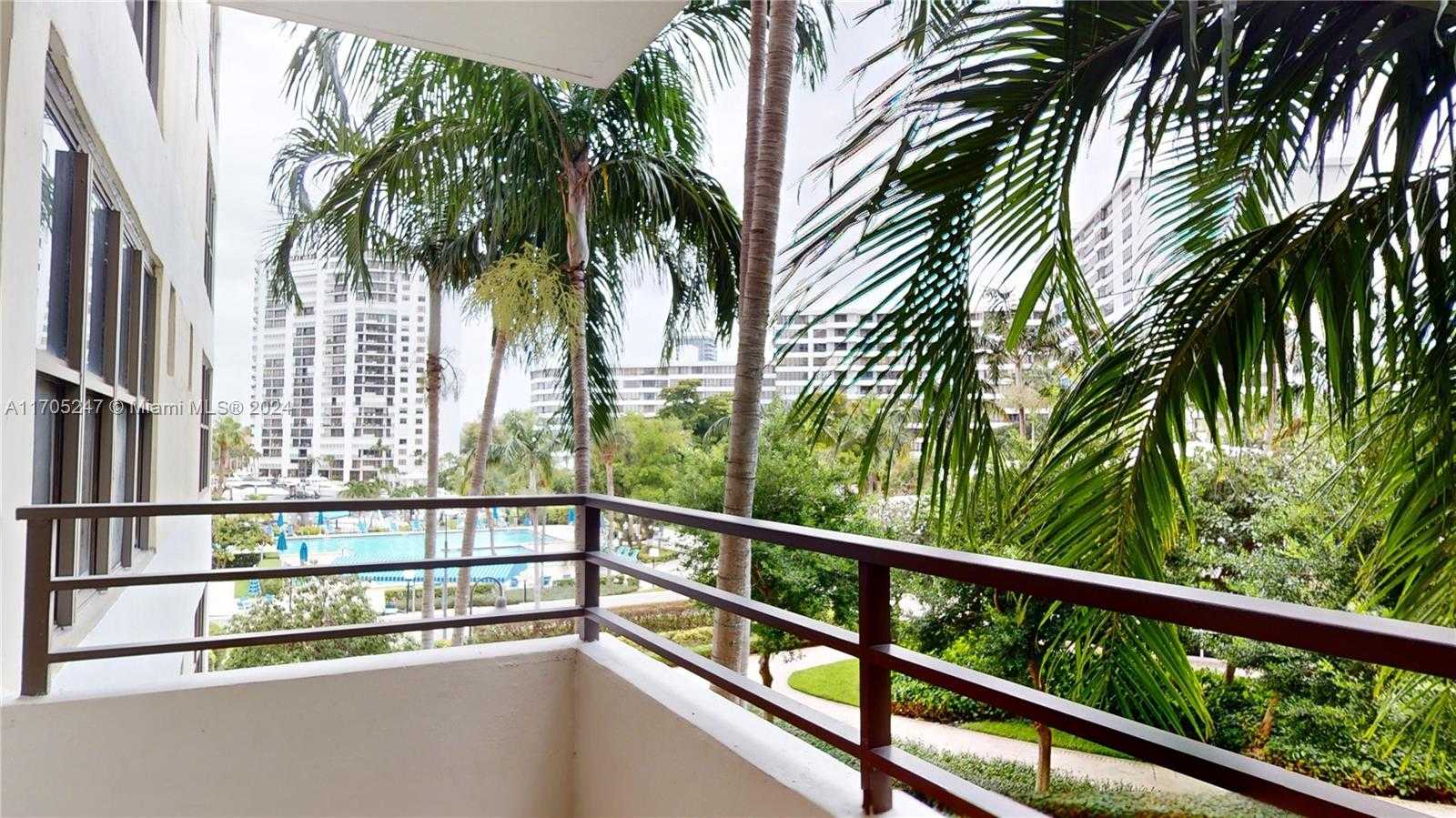 Small Image of 2500 Parkview Dr, Hallandale Beach, FL 33009, USA Number 6