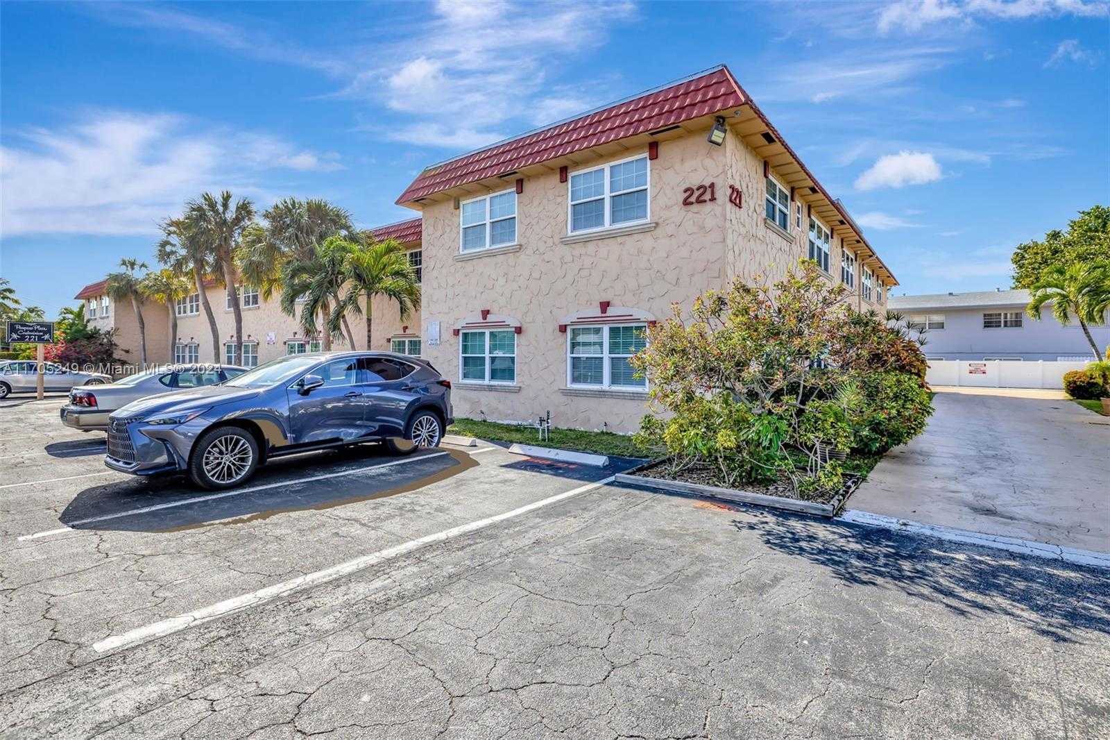 Small Image of 221 SOUTH EAST 9TH AVE #211, Pompano Beach Number 18