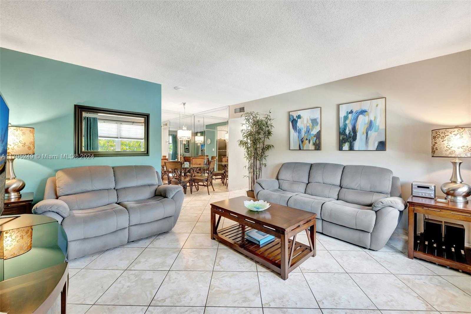 Small Image of 221 SOUTH EAST 9TH AVE #211, Pompano Beach Number 3