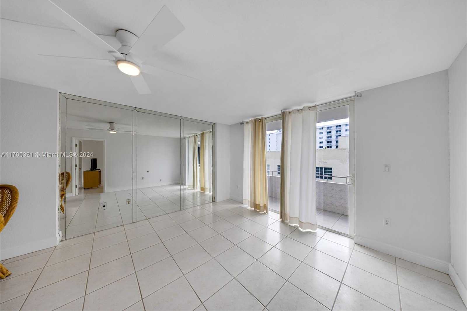 Small Image of 465 OCEAN DR #507, Miami Beach Number 10