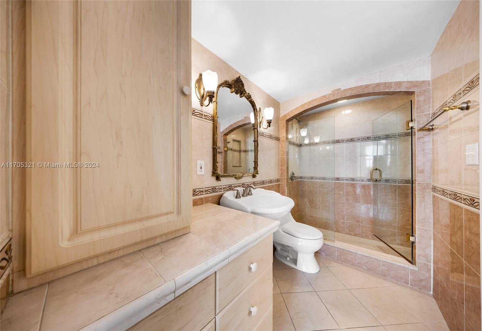 Small Image of 465 OCEAN DR #507, Miami Beach Number 21