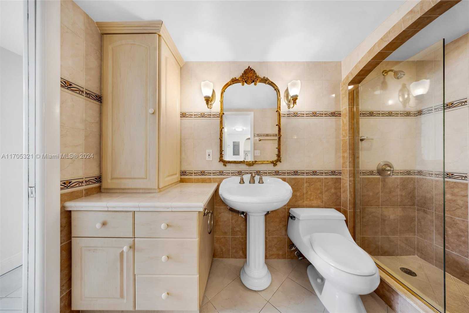 Small Image of 465 OCEAN DR #507, Miami Beach Number 22
