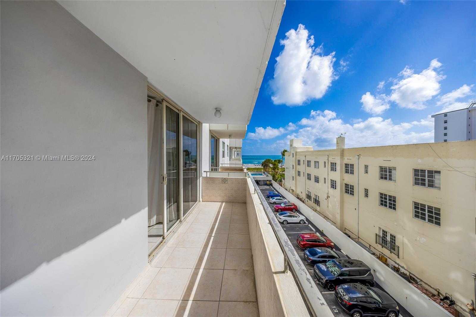 Small Image of 465 OCEAN DR #507, Miami Beach Number 25