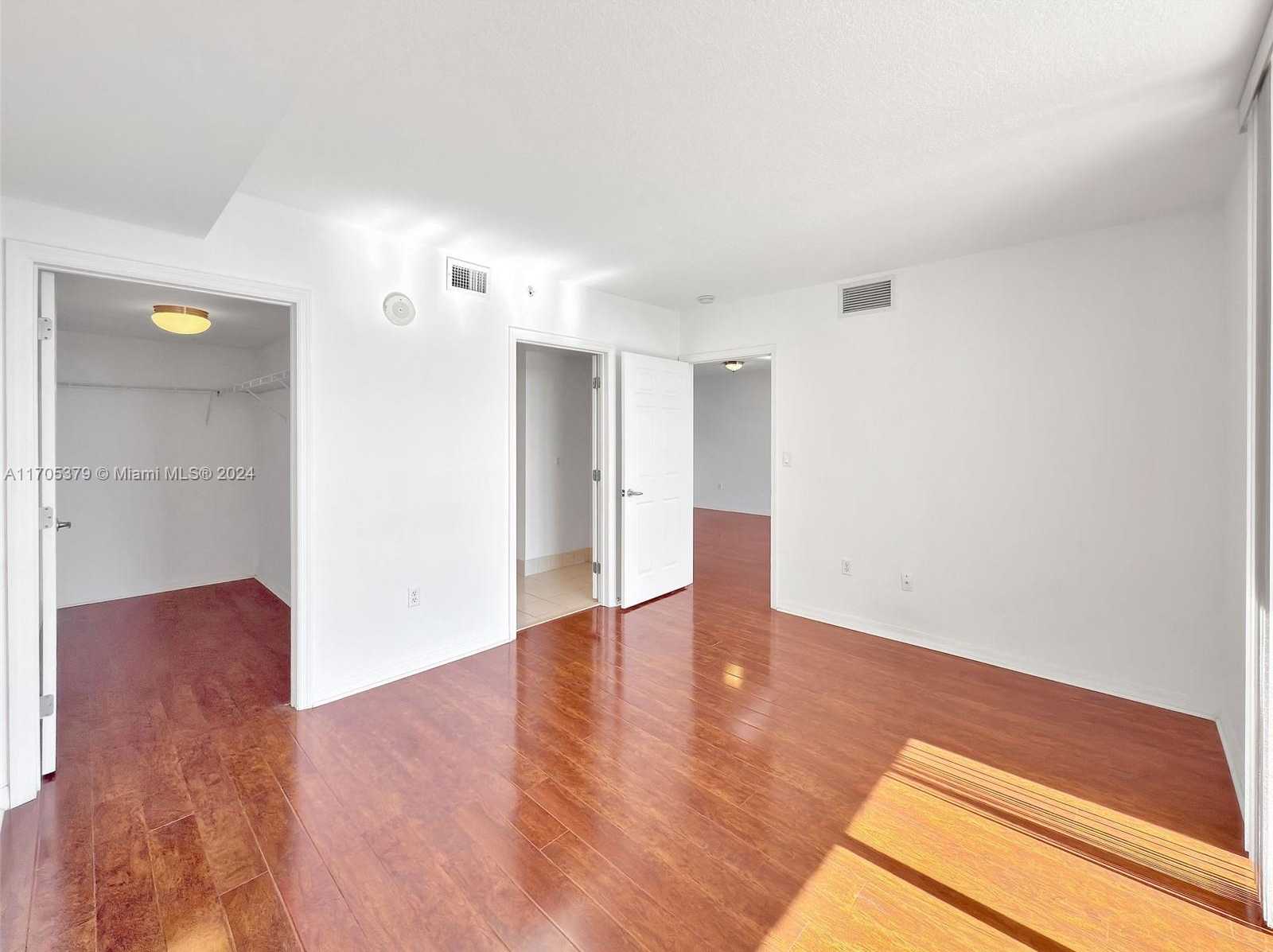 Small Image of 900 SOUTH WEST 8TH ST #1510, Miami Number 13