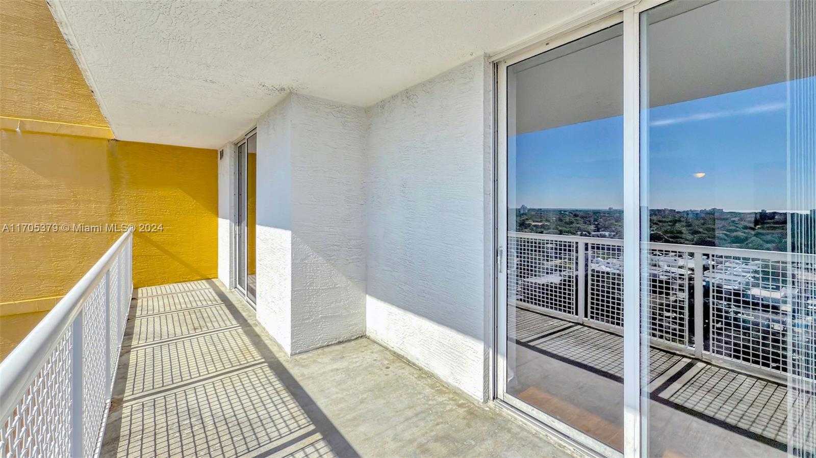 Small Image of 900 SOUTH WEST 8TH ST #1510, Miami Number 17