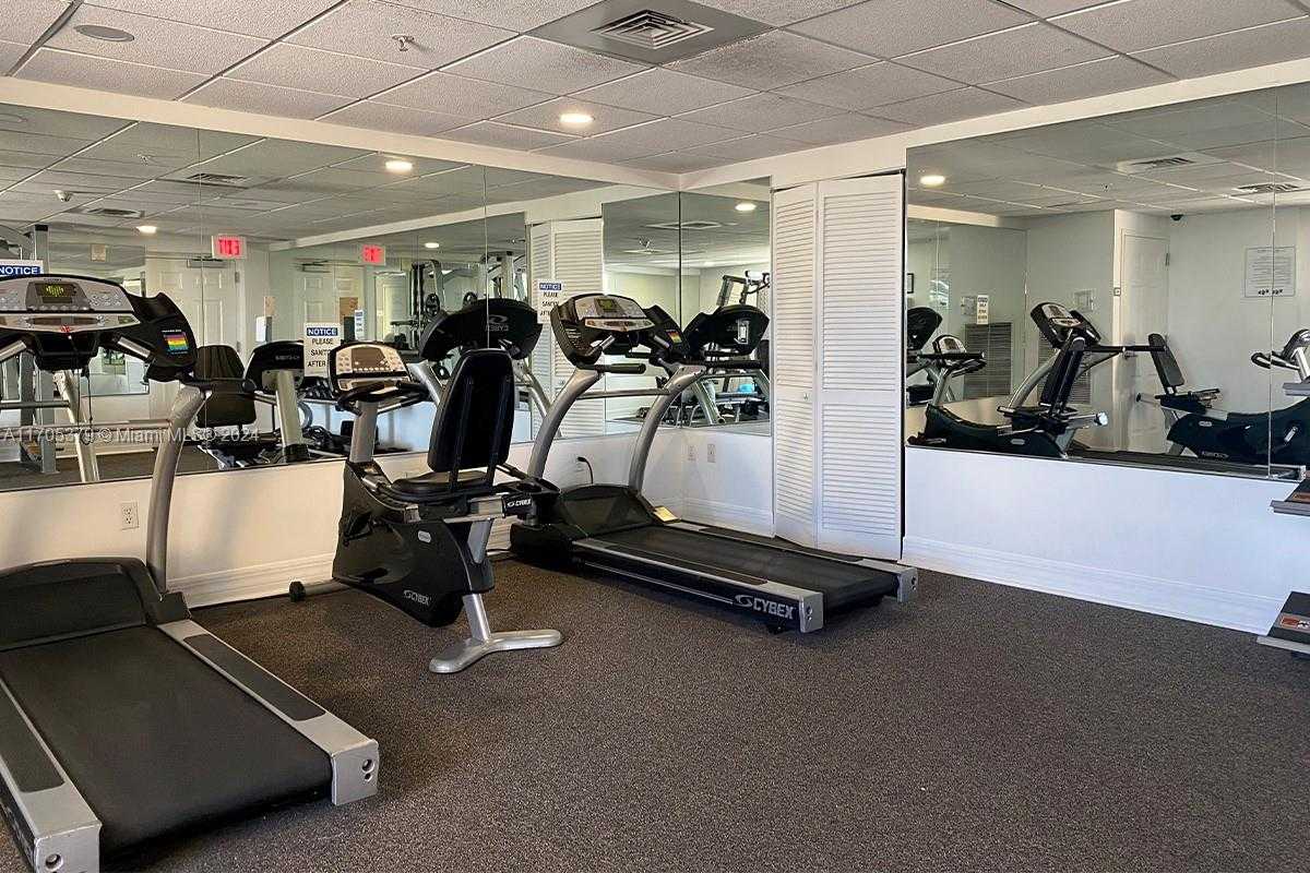 Small Image of 900 SOUTH WEST 8TH ST #1510, Miami Number 26