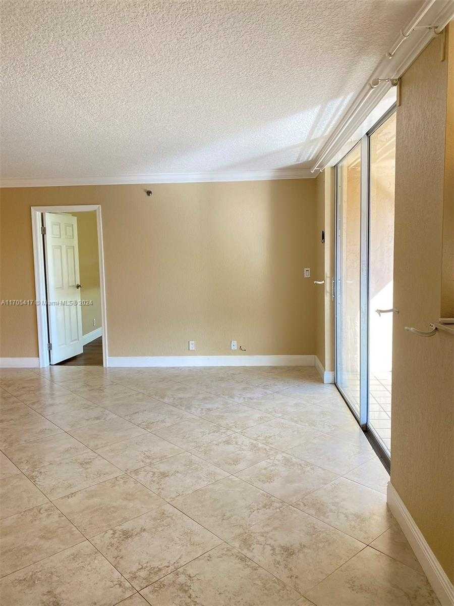 Small Image of 3100 WEST ROLLING HILLS CIR #407, Davie Number 11