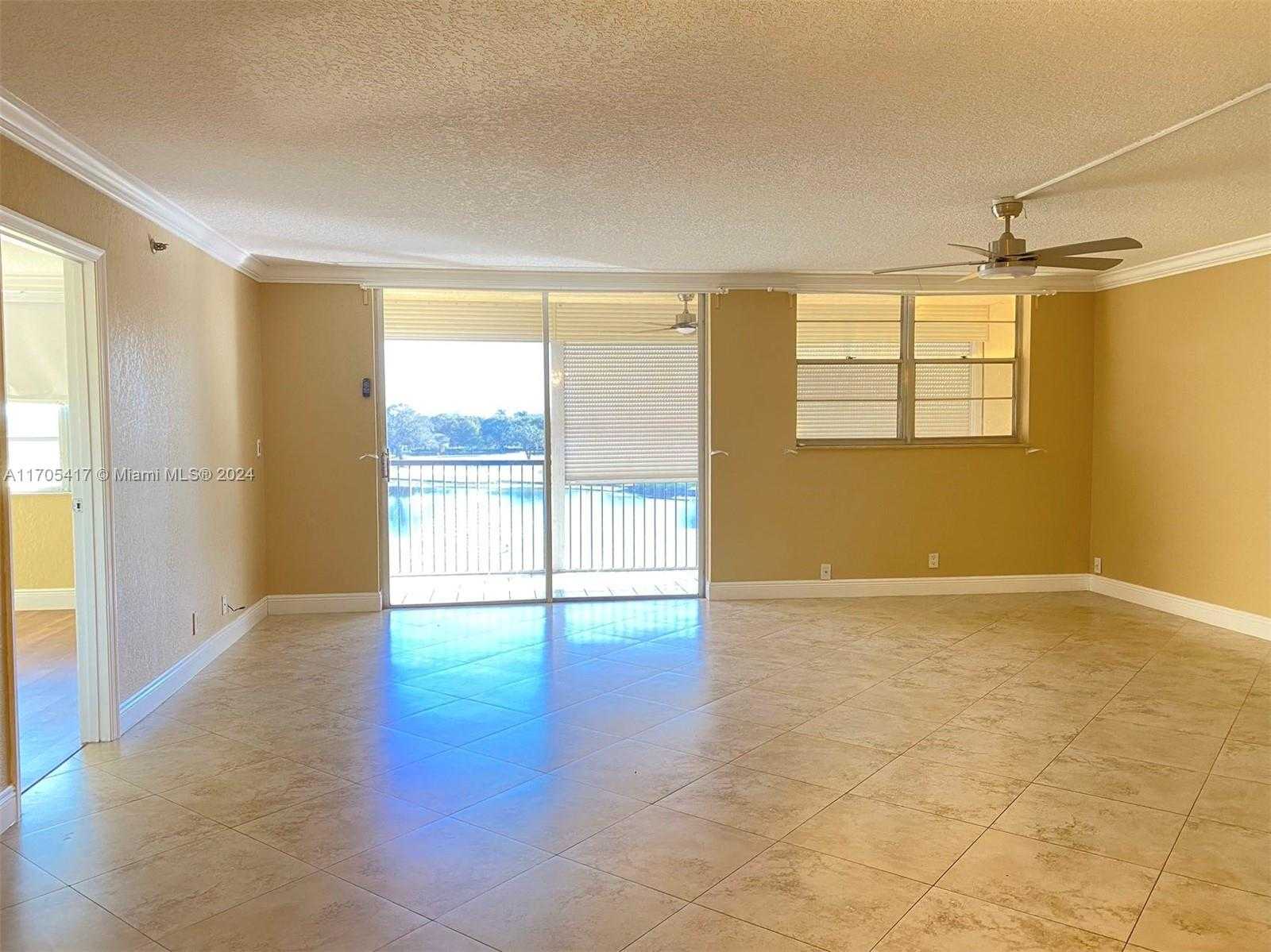 Small Image of 3100 WEST ROLLING HILLS CIR #407, Davie Number 19