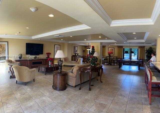 Small Image of 888 SOUTH DOUGLAS RD #915, Coral Gables Number 25