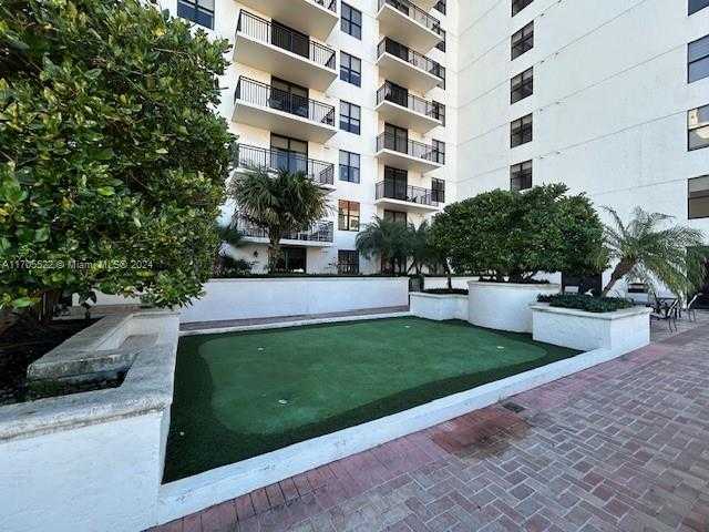 Small Image of 888 SOUTH DOUGLAS RD #915, Coral Gables Number 27